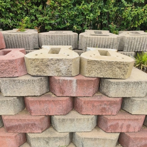 ǽש